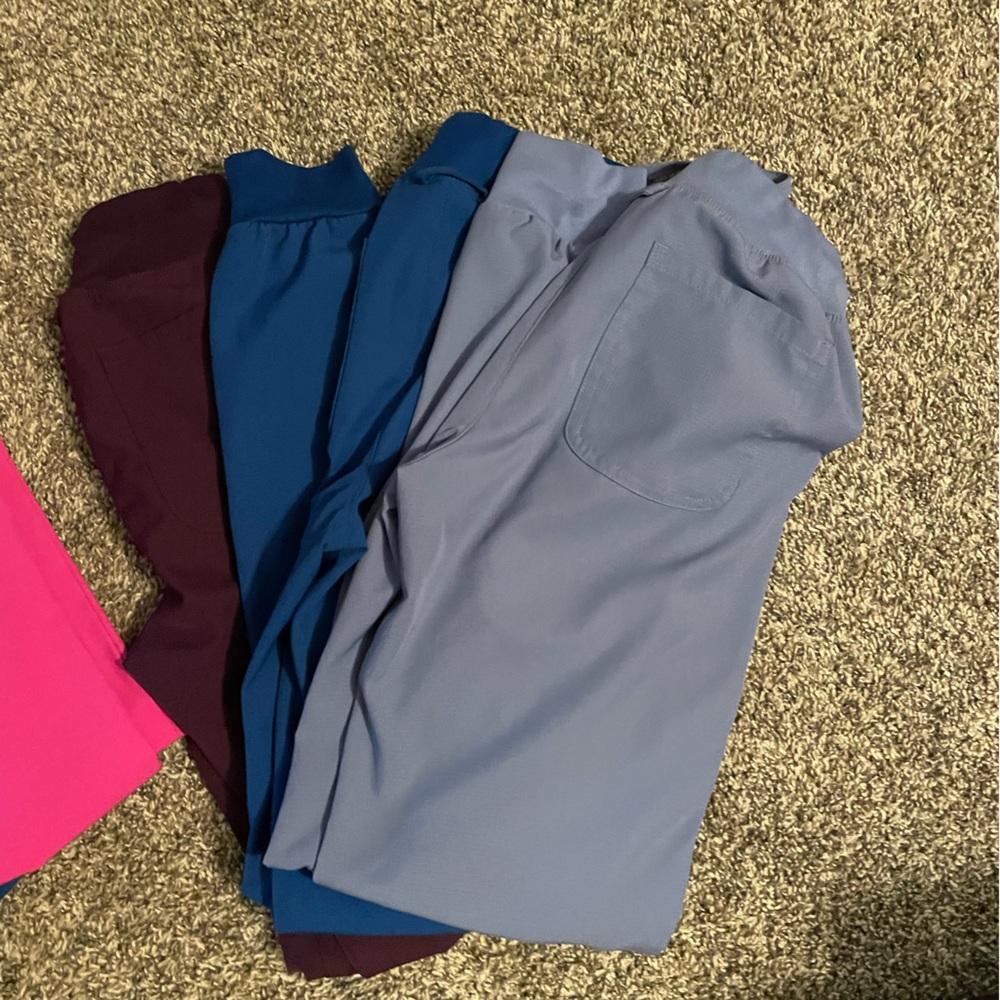 Heart and soul jogger scrub bottoms